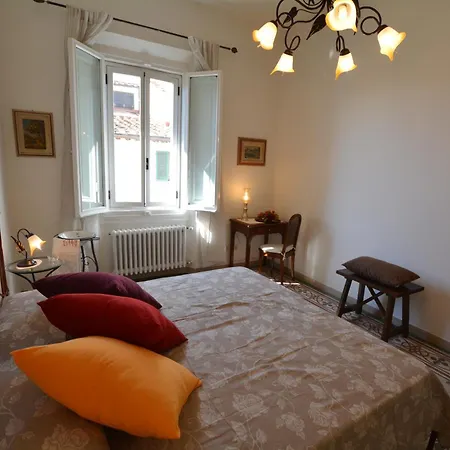 Unyca - Classic Florentine Atmosphere Daire Floransa